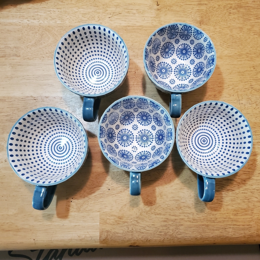5 coffee/tea cups